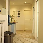 Apartment Centre - With Balcony And Stunning Sea View!