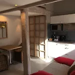 Interieurs-cour Apartment *