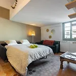 Le Chateau - The Beautiful Sight In Old Town, Private Terrace Apartment