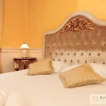 Le Majestic Promenade - Five Stars House Apartment
