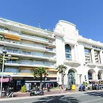 Le Majestic Promenade - Five Stars Holiday House