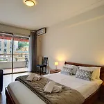 Nestor&Jeeves - Playa Terrace - Central - Close Sea