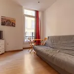 12 Rue Miron