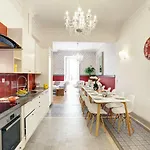 Le Philibert - Splendid, 6 Bedrooms, 12p, Port, Air Cond Apartment Nice