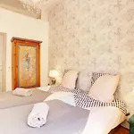 Le Philibert - Splendid, 6 Bedrooms, 12p, Port, Air Cond Apartment Nice