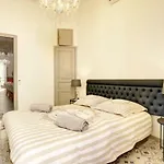 Le Philibert - Splendid, 6 Bedrooms, 12p, Port, Air Cond Apartment Nice