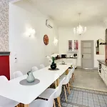 Le Philibert - Splendid, 6 Bedrooms, 12p, Port, Air Cond Apartment Nice