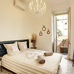 Le Philibert - Splendid, 6 Bedrooms, 12p, Port, Air Cond Apartment *