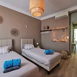 Le Lorraine Apartment *