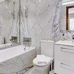 Promenade - Palatin Promenade Apartment