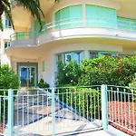 Sea View - Promenade Des 1 Bdr