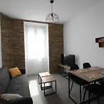 Nice Booking - Le Sixty