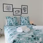 Mini Othello - Five Stars House Apartment *