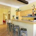 Apartment Fontaine - Charming Provencal, Clim, 6 Guest, Old Town Nice