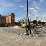 On Place Massena Apartment *