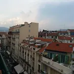 In Rue Halevy Apartment
