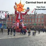 Apartment On Place Massena Nice