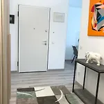 Alyon Apartment *
