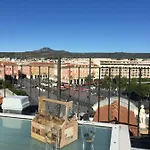Apartment On Place Massena *