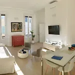On Place Massena Apartment