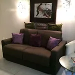 Je Suis A Apartment *