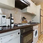 Centragence - Bosquet - With Spacious Terrace