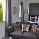 3 Elephants Apartment