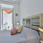My Casa - Garib - Place Garibaldi - 4 Bedrooms - Balcony Apartment