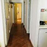 Coeur Du Vieux Apartment *