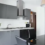 Dante Riviera Apartment *