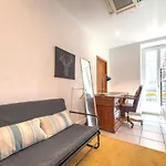 Lovely Large Familial Apartment In Central Nice, Ten Minutes Walk To The Beach!
