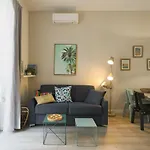 2 Pieces Proche Promenade Et Tram