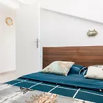 Adorable Apartment In Nice Downtown