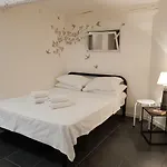 La Rose: Charming 2-room In The Heart Of - 3-min. From The Beach Apartment *