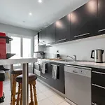 6 Bedrooms Seaview House, Old Town * Nice
