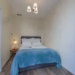 Apartment 100m From The Sea *