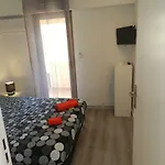 Beautiful 1 Bedroom Flat Apartment