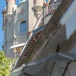 Chateau Des - Five Stars House *