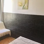 Niceaparts Apartment *