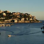 Waterfront Panoramic Sea View, Balcony, Ac