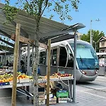 A Terrasse Ensoleillee & Parking A La Gare Du Sud Apartment *