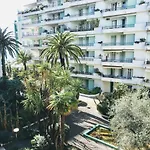 Nice Beach - Promenade Des Anglais