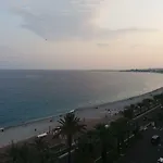 Promenade Des Anglais - Studio Seaside Apartment