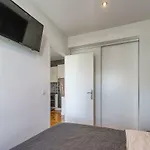 Apartment Centre, Deux Pieces, Calme, Terrasse Plein Sud *