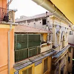 2P Vieux Nice Rue Droite