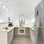 2 - F4 Spacieux Et Confortable Au Centre Du Vieux-nice * Nice