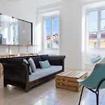 Bright Apartment Old Town