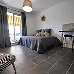 Des Fleurs Apartment Nice