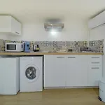 #31 Comfy Place In The Old Town Balcony & Ac 2Min To Beach