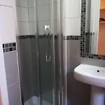 Pearl Apartment *
